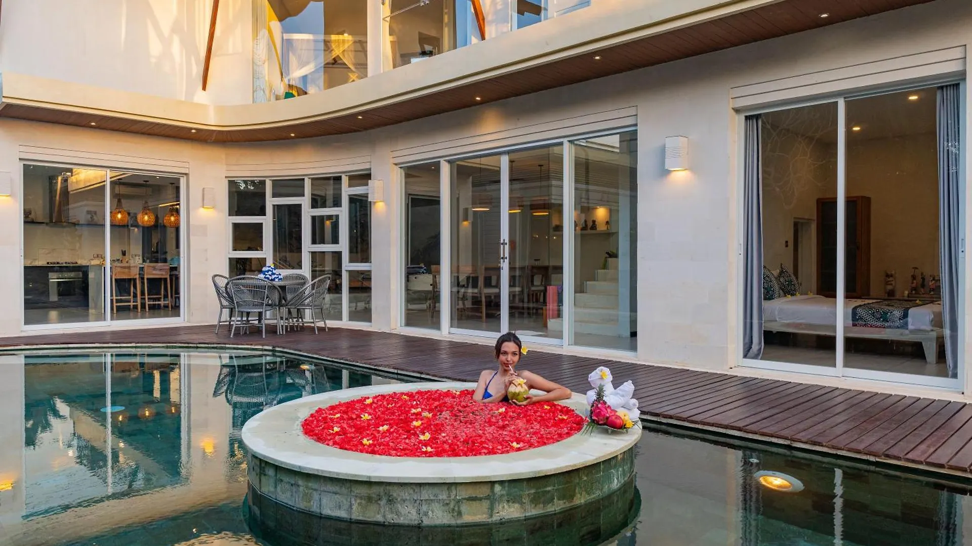 Luxury - Villa K - Central Seminyak