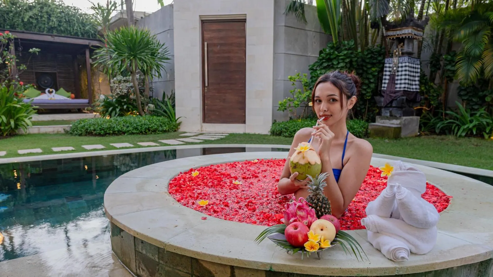 Luxury - Villa K - Central Seminyak Indonesia